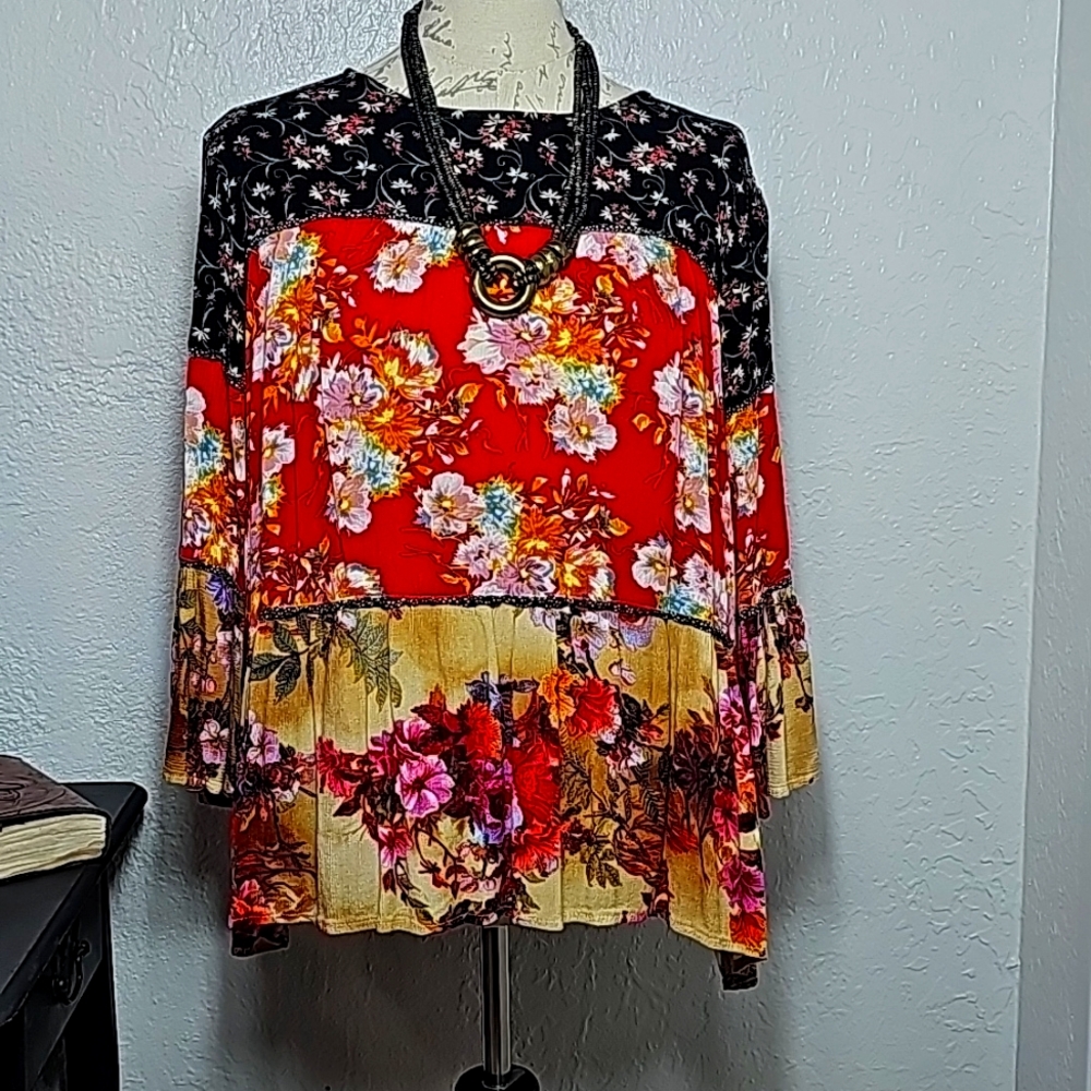 CALESSA Boho Top